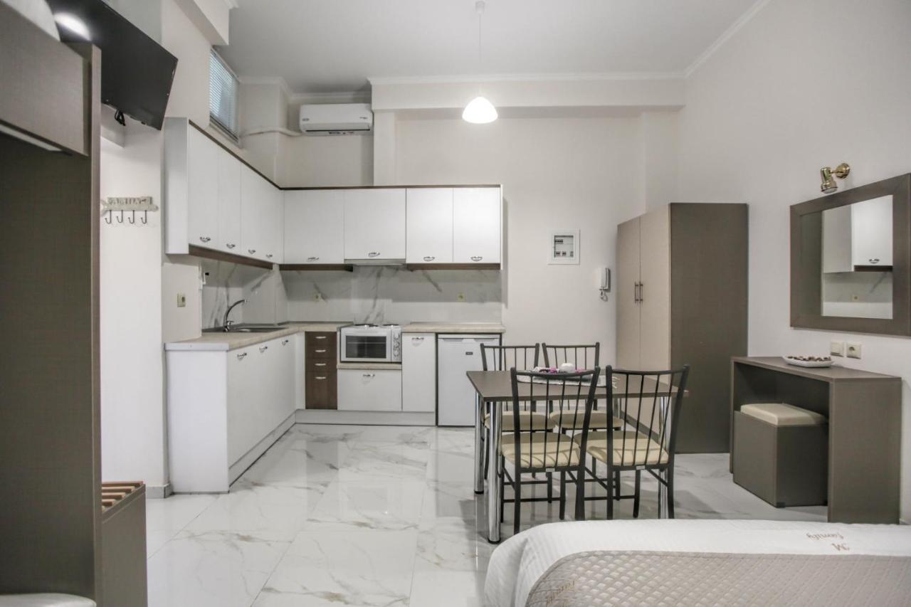 Del Sol #3 Meteora Luxurious Family Suites กาลัมปากา ภายนอก รูปภาพ