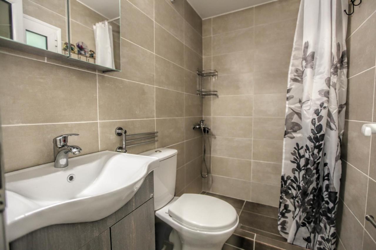 Del Sol #3 Meteora Luxurious Family Suites กาลัมปากา ภายนอก รูปภาพ
