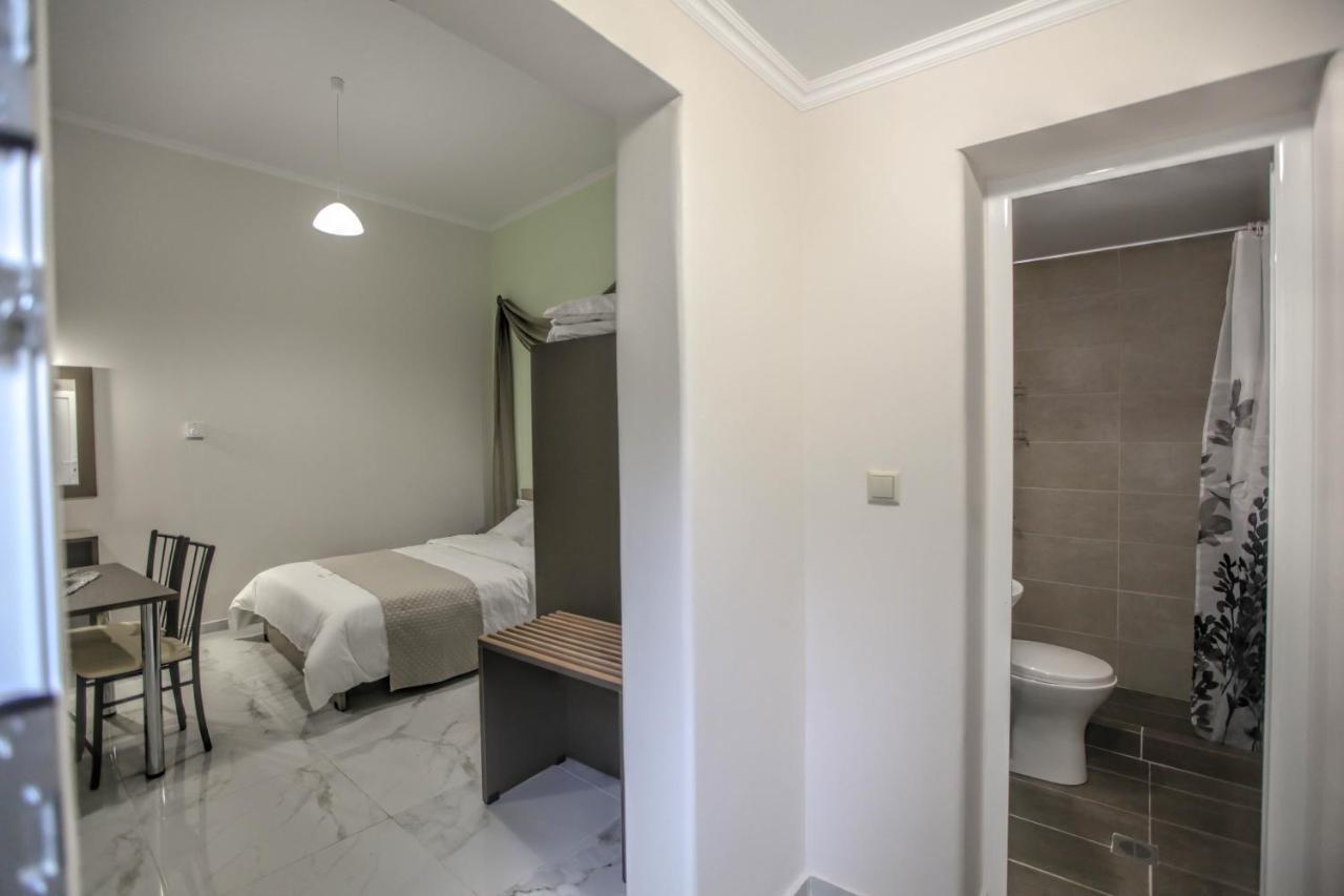 Del Sol #3 Meteora Luxurious Family Suites กาลัมปากา ภายนอก รูปภาพ